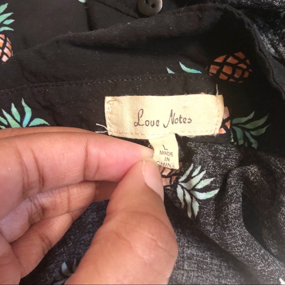 ❌SOLD❌Love Notes Pineapple Button Down - Picture 3 of 4